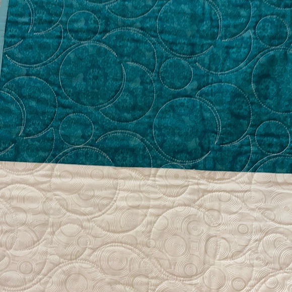 Handmade quilt  greens & blues 100% cotton NT - Picture 5 of 5